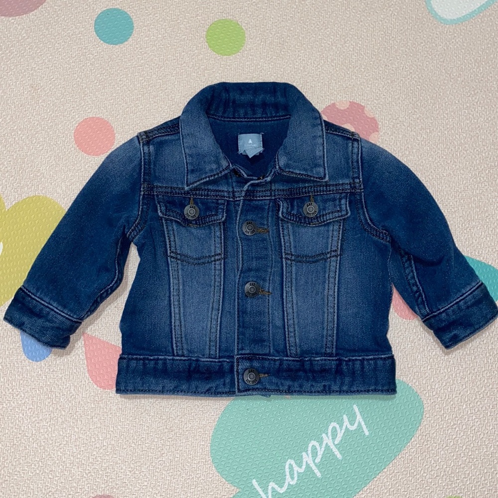 Baby Gap jean jacket size 3-6 Months